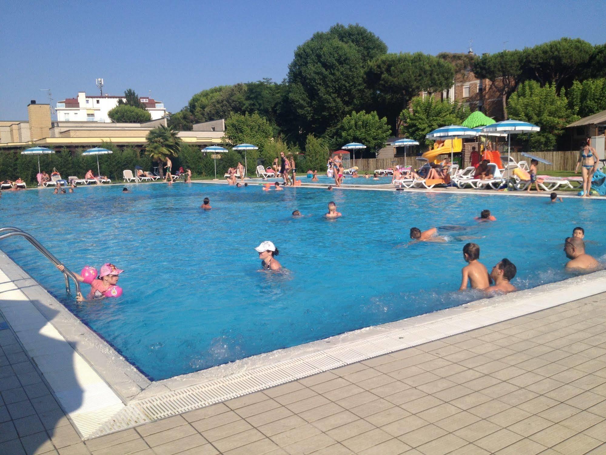 Camping Village Malibu Beach Lido di Jesolo Kültér fotó